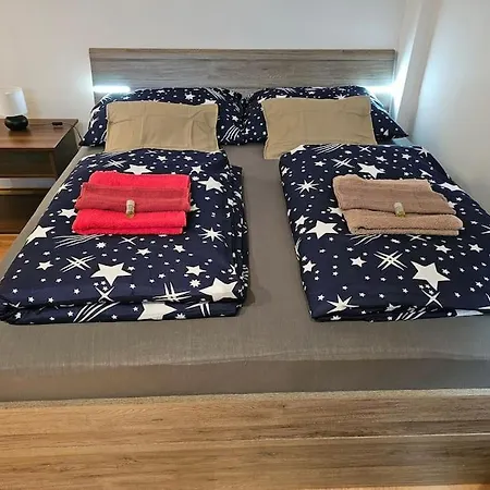 City Apartment Bratislava דירה *